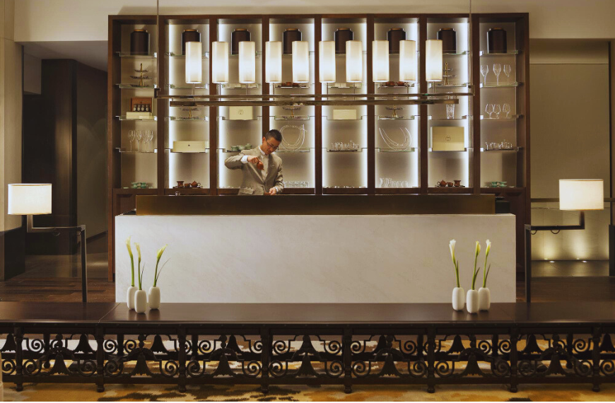 Crockery Unit Design